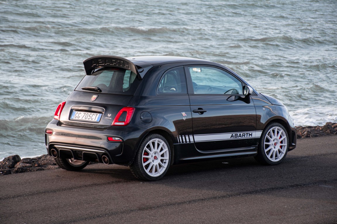 Abarth 695 Esseesse Colectors Edition (Manual)